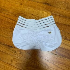 Cute booty lounge scrunch shorts